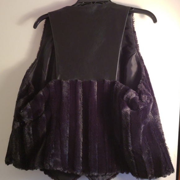 Woman vest - Picture 2 of 4